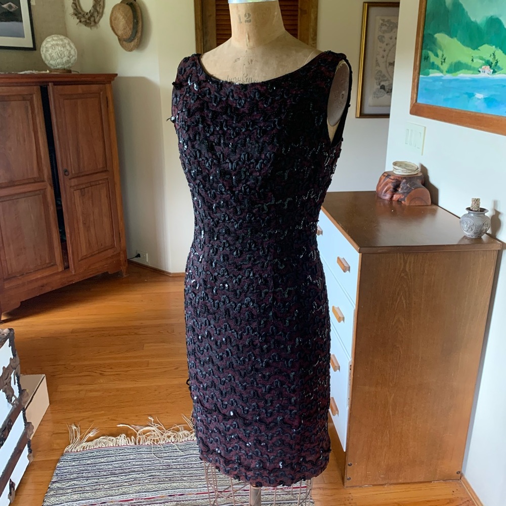 Vintage sequin and lace mini dress - holiday sparkler! Size 8